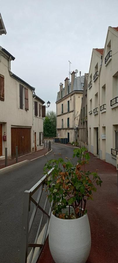 Studio Meuble A 布吉瓦尔 外观 照片